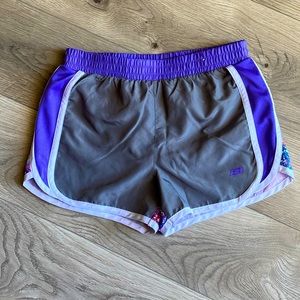 ✨Big Girls size 10/12✨ Sketchers Shorts